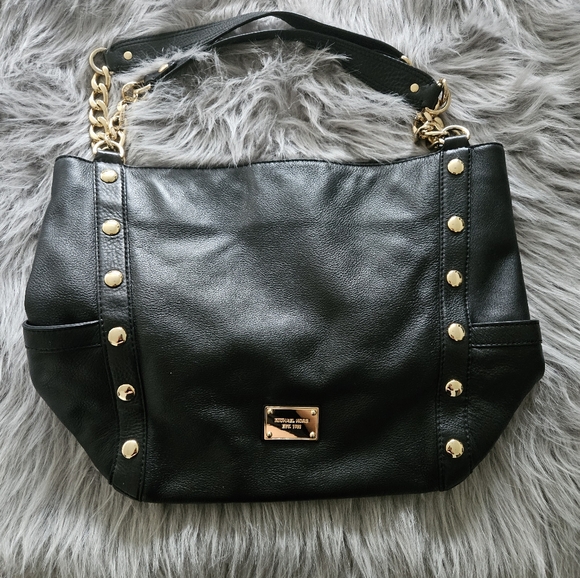 Michael Kors Big Black Leather Bag with Chain Straps and Gold Stud accents 👌 - Picture 2 of 6